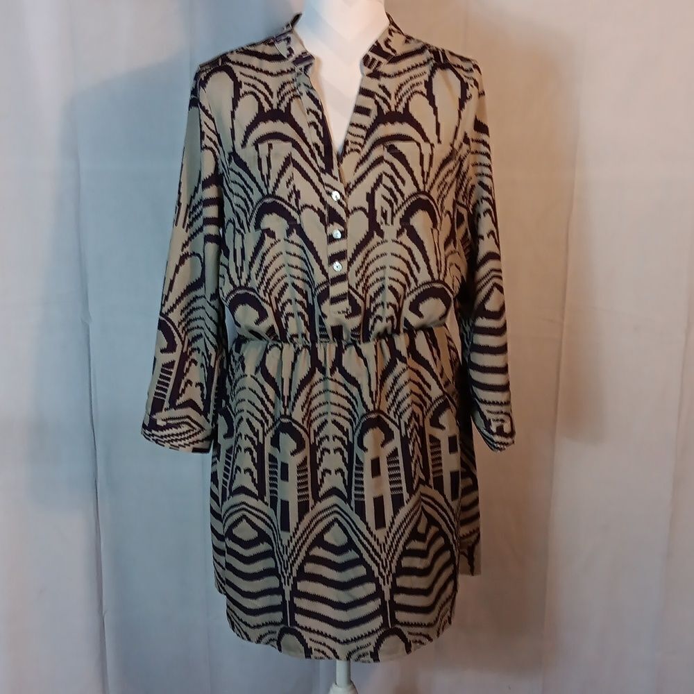 Ellison Chic Patterned Dress - Picture 7 of 7